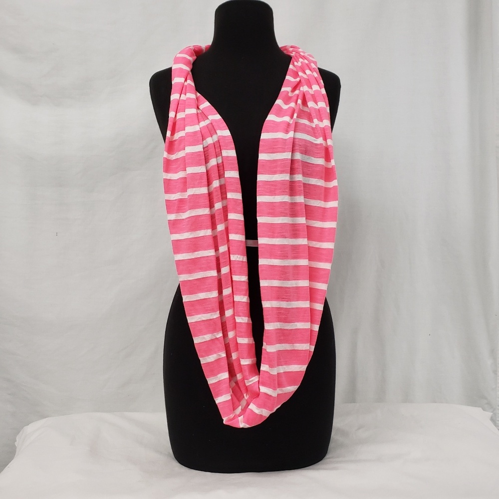 2 Chic Scarf